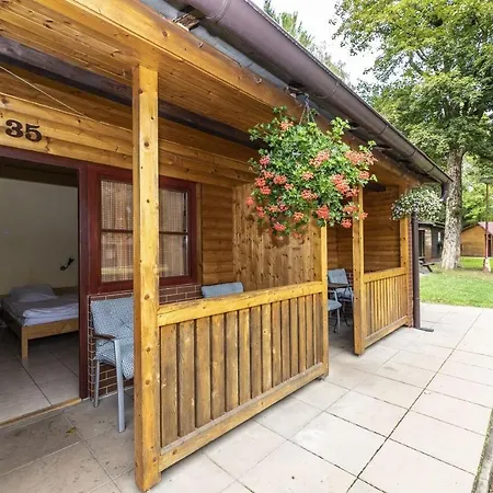 Chatový Areál Zděřina Lodge Police nad Metují