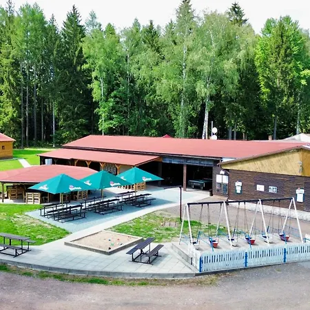 Lodge Chatovy Areal Zderina Police nad Metuji