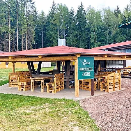 Gerendaház Chatovy Areal Zderina