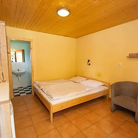 Chatovy Areal Zderina