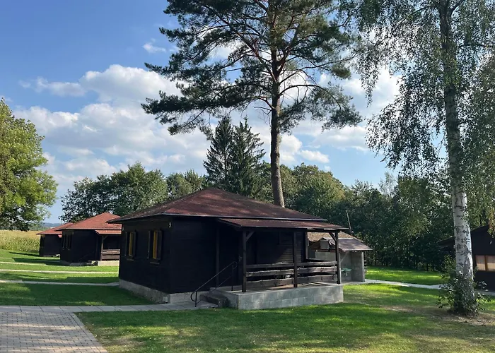 Chatovy Areal Zderina * Police nad Metují